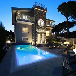 Bellavista Exclusive Desenzano Jacuzzi Piscina Vista 3*, Desenzano del Garda Italia